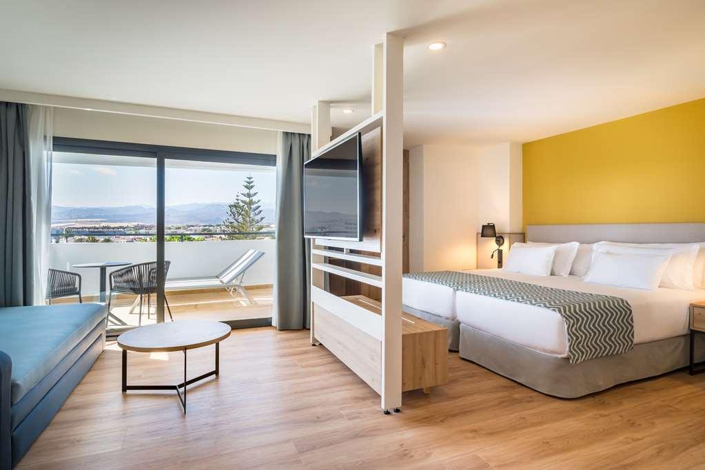 Barcelo Margaritas Royal Level Adults Only Hotel Плая дел Инглес Стая снимка